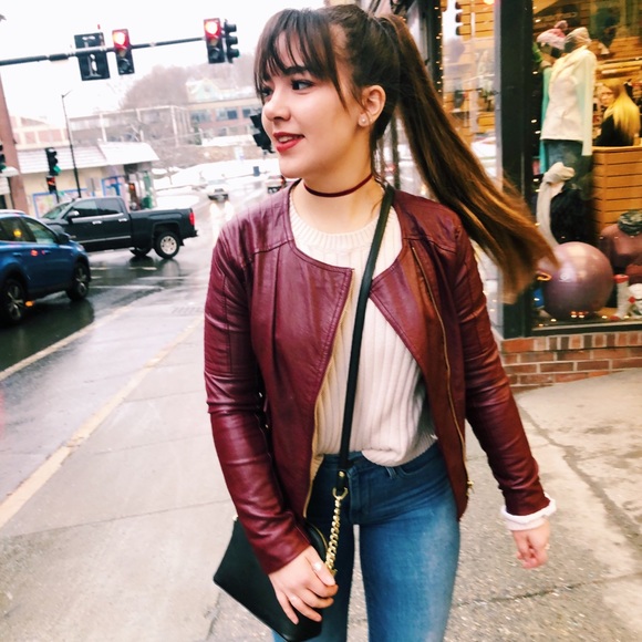 Meet your Posher, Shelby - Picture 1 of 1